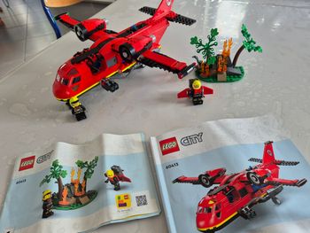 Lego l'avion de sauvetage des pompiers