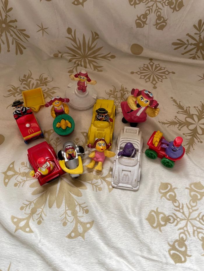 Lot de 10 jouets Mc Donalds vintage