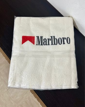 Serviette Marlboro