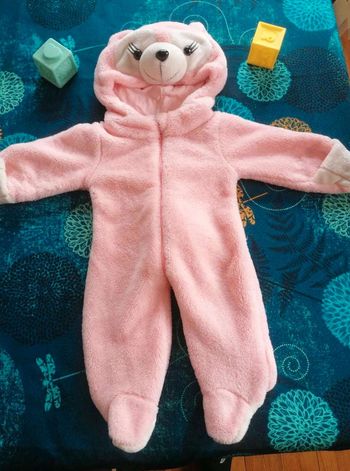 Combi pilote ours taille 6 mois. I. Code Y2k