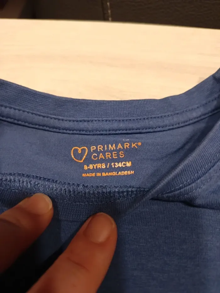 Vends ensemble pyjamas 2 pièces fin Primark 8-9 ans . - photo numéro 3