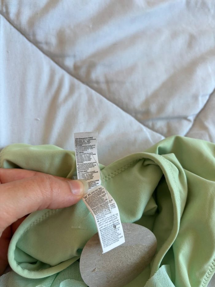 Bas de maillot de bain vert pale anis volant tulles Penti taille XL/42 neuf - photo numéro 6