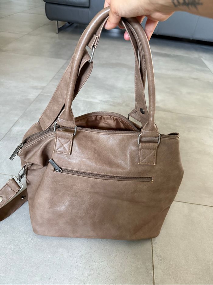 Sac à langer kidzroom avec plan à langer et trousse biberon - photo numéro 2