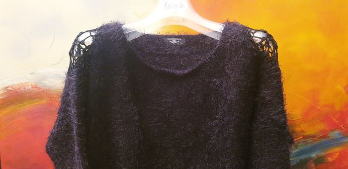 Neuf !Magnifique pull chaud et très féminin a la fois taille Unique - photo numéro 2