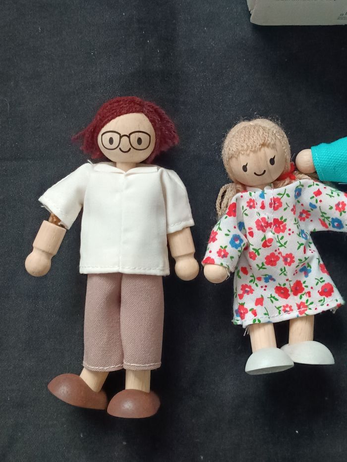 Poupées bois Plan Toys - photo numéro 10