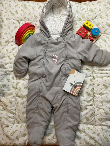 combipilote avec capuche gants et chaussons intégrés obaibi 6 mois gris