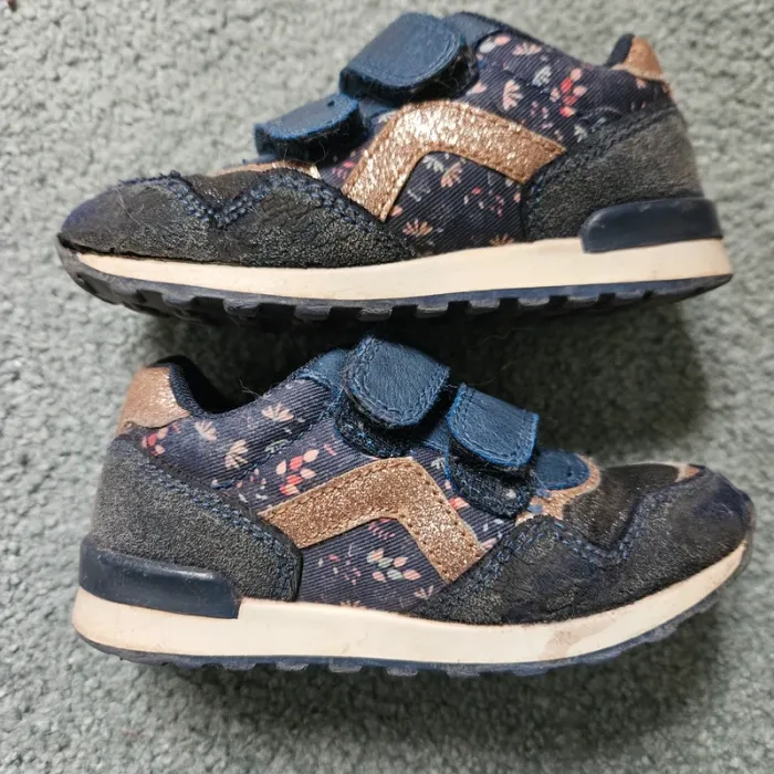 Baskets en cuir Taille 24 - photo numéro 3