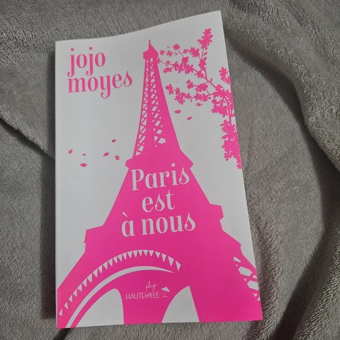 Livre paris est à nous
