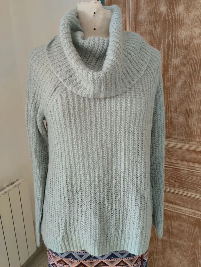 Pull col large 🩵 - photo numéro 1