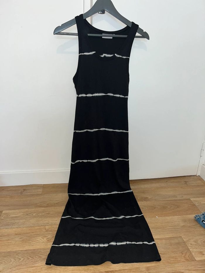 Robe longue sans manche