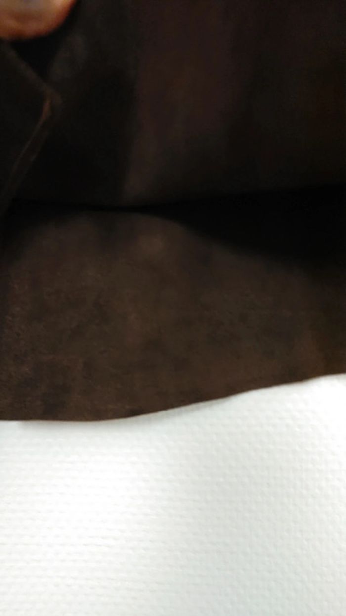 Magnifique mini-jupe en peau daim 100 % cuir bouton coupe trapèze - photo numéro 5