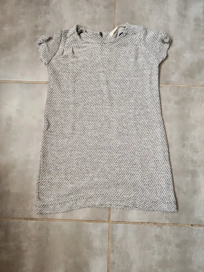 Robe zara 7/8ans