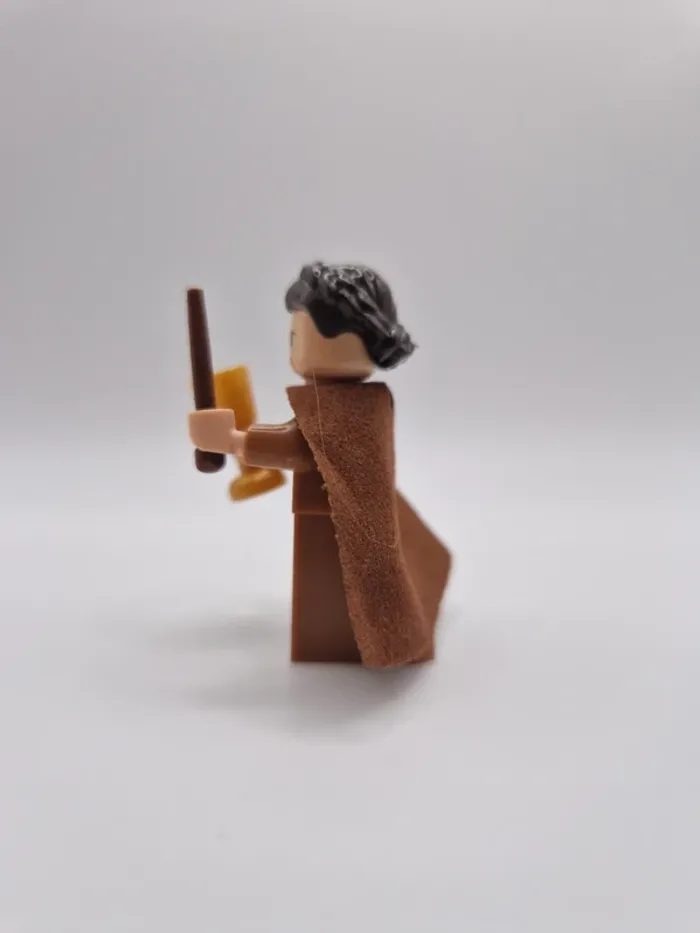 Figurine type lego Helga Poufsouffle Harry Potter - photo numéro 2