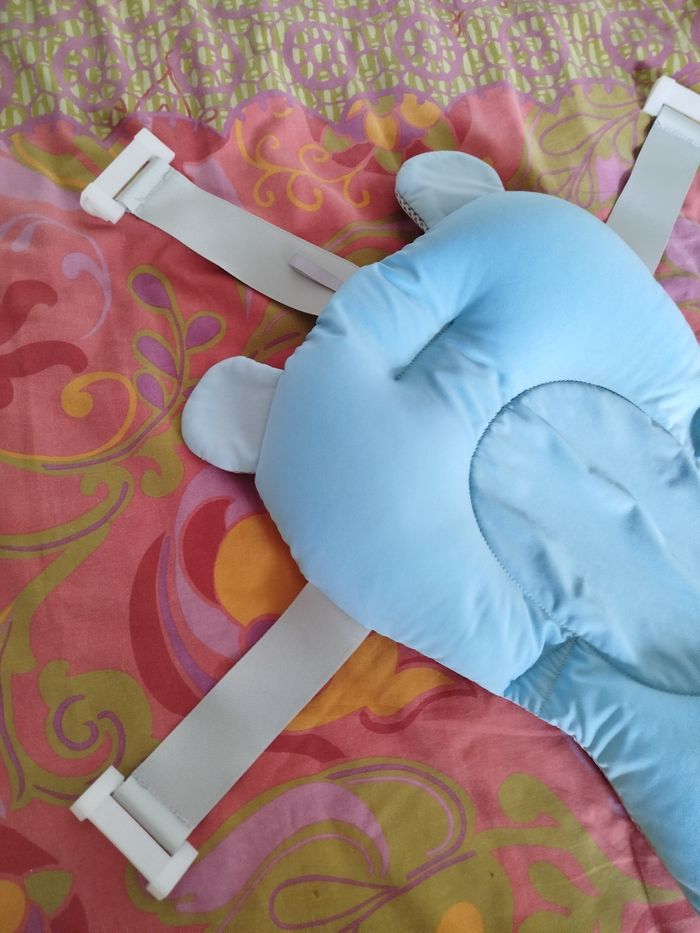 Coussin réducteur de bain bébé