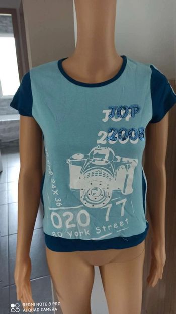 Tee shirt bleu  écritures taille 38