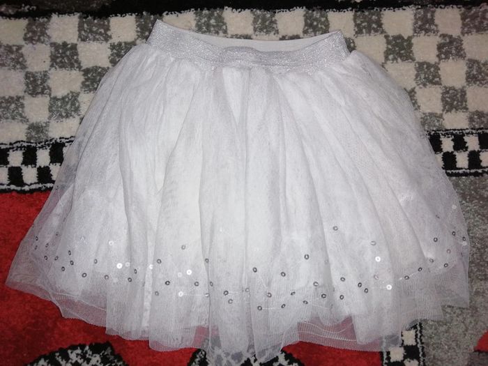 Jupe neuve verbaudet 8 ans