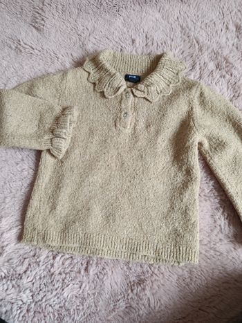 Pull col claudine - taille 24 mois