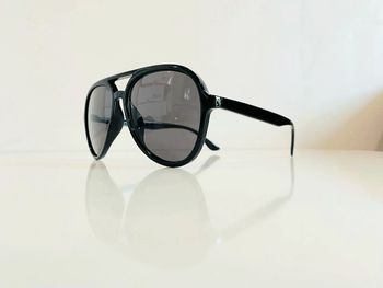 Nouveauté lunette de soleil mixte noire uvprotection catégorie 3