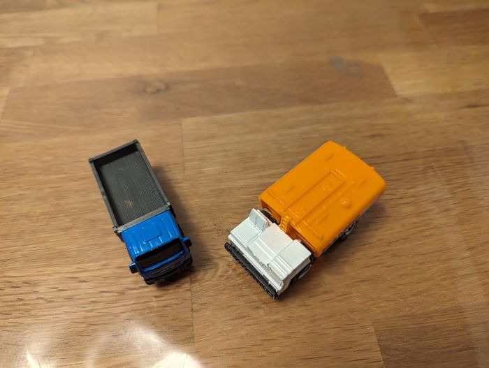 Lot 96 de 2 petites voitures camions de chantier - photo numéro 8