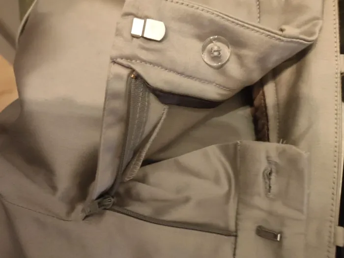 Pantalon de costume centré - photo numéro 3