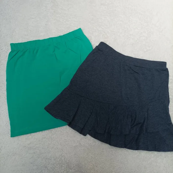 Lot de 2 jupes 10 ans