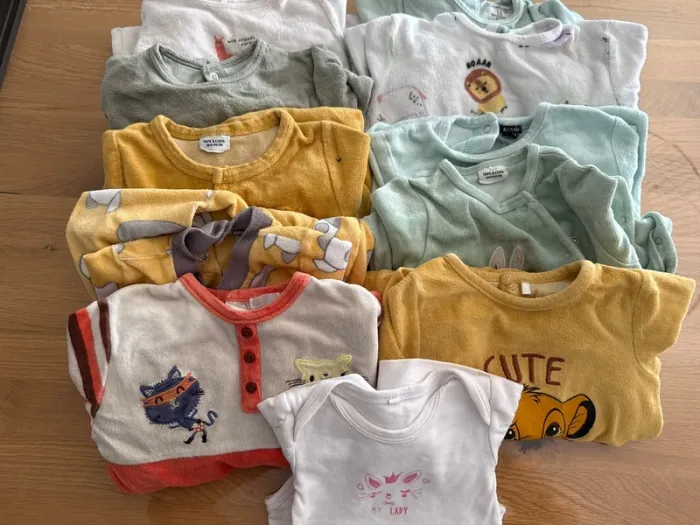 Lot de 10 pyjamas bebe 18 mois - photo numéro 3