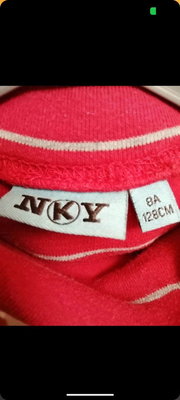 Pull col roulé fin NKY rouge. Taille 8 ans - photo numéro 2