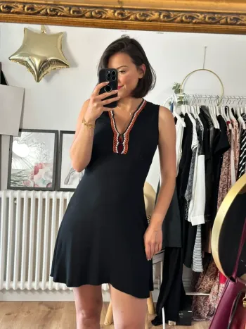 Robe Sandro noire taille 38