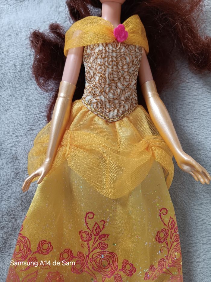 Poupee la belle et la bete de hasbro 2015 - photo numéro 4