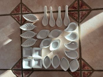 Service à apéritif de 24 pièces