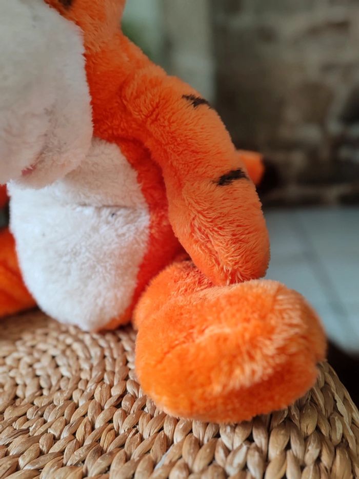 Grande peluche Tigrou Disney - photo numéro 4