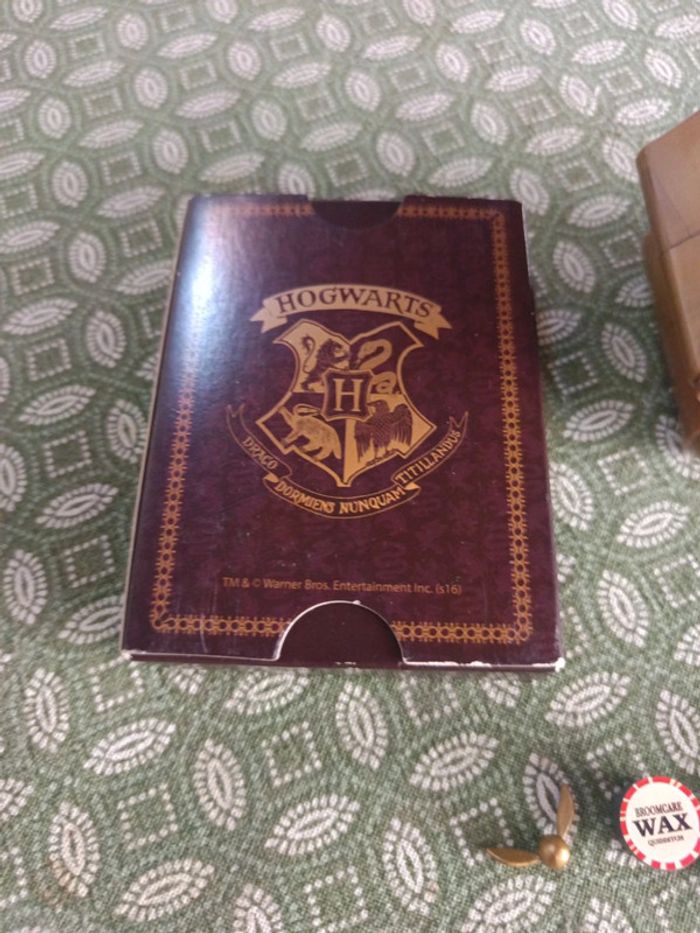 Lot Harry Potter : jeux de cartes+ figurine - photo numéro 2