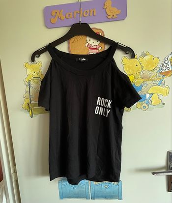 Tee shirt à épaules découvertes noir à motifs, taille Xs, marque Jennyfer 