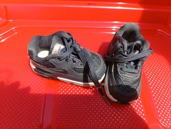 Nike grise