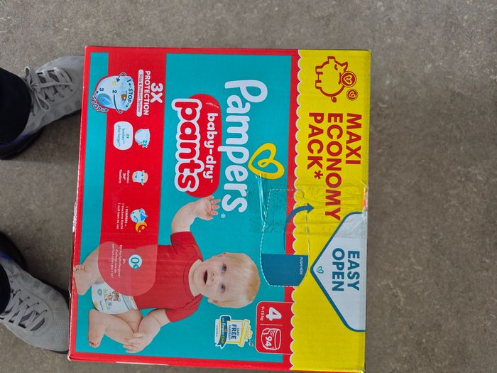Couche-culotte Pampers - photo numéro 2
