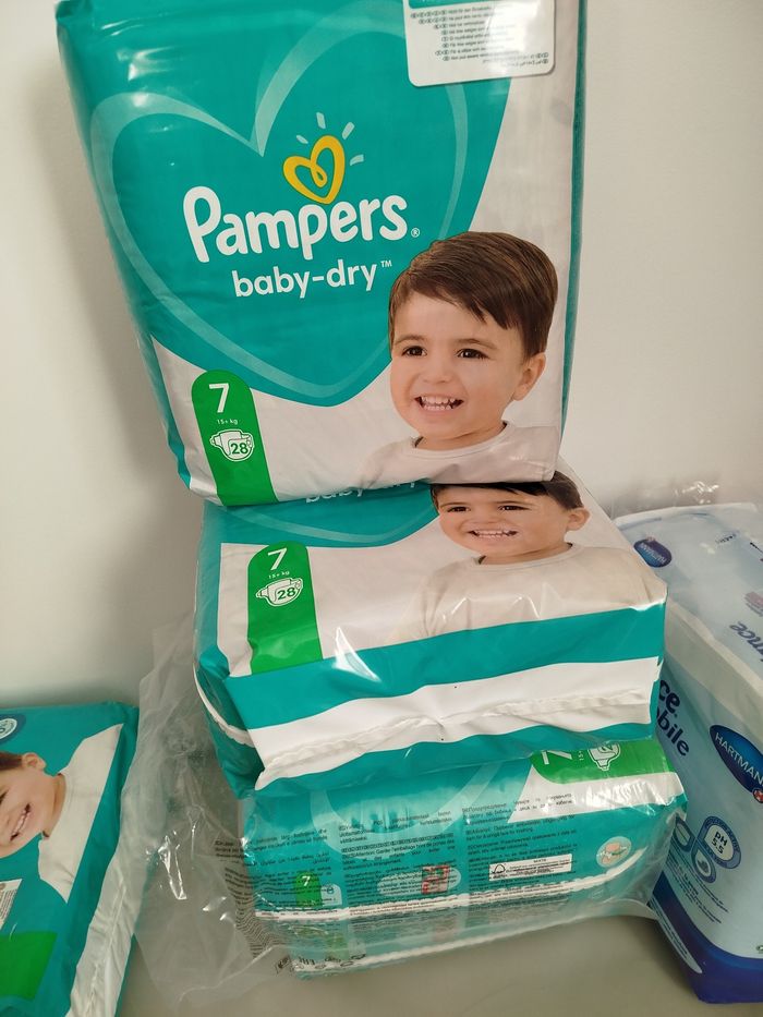 Couches Pampers taille 7 - photo numéro 4