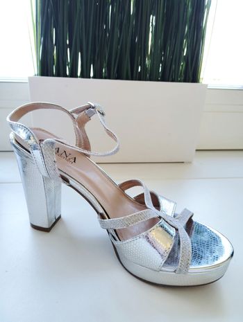 Chaussures Ana Shoes Sandales a Talons Taille 37 Femme