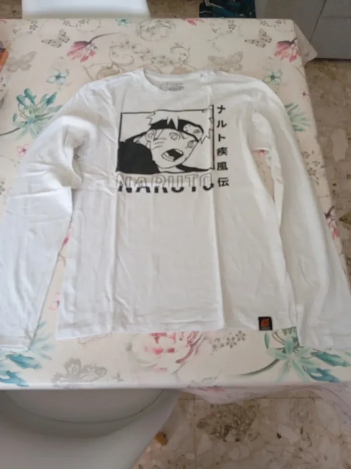 T shirt blanc Naruto Shippuden t xs