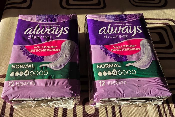 2 paquets ALWAYS DISCREET - photo numéro 2