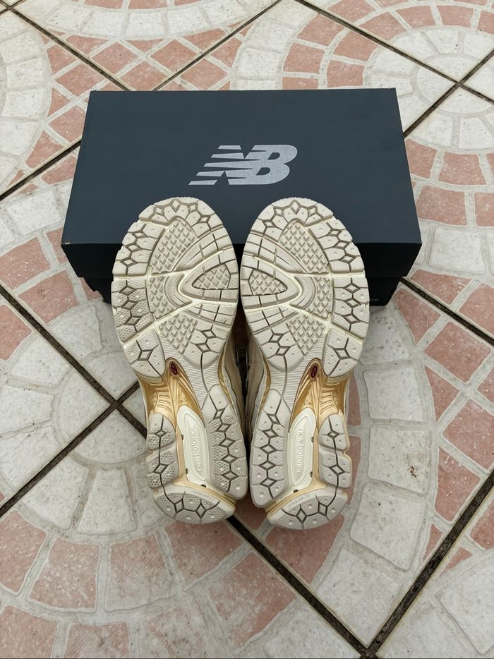 New Balance 2002R Protection Pack Sandstone - Taille 40 - Neuves - photo numéro 3