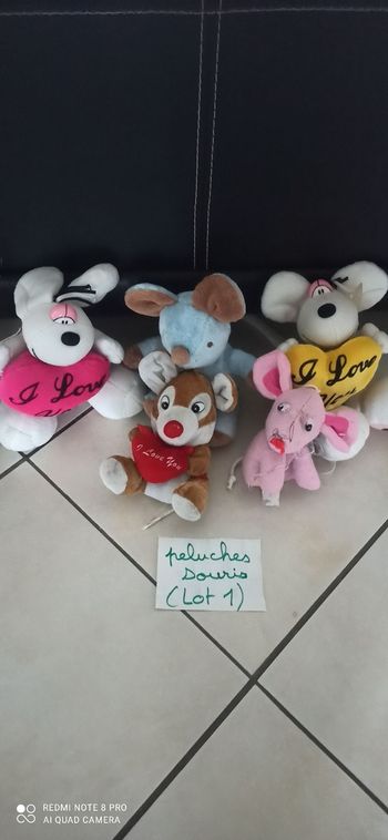 Lot de peluches souris