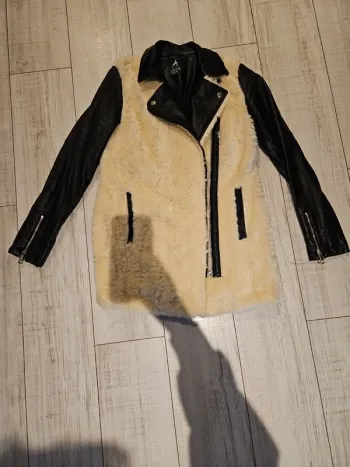 Veste simili cuir et fourrure