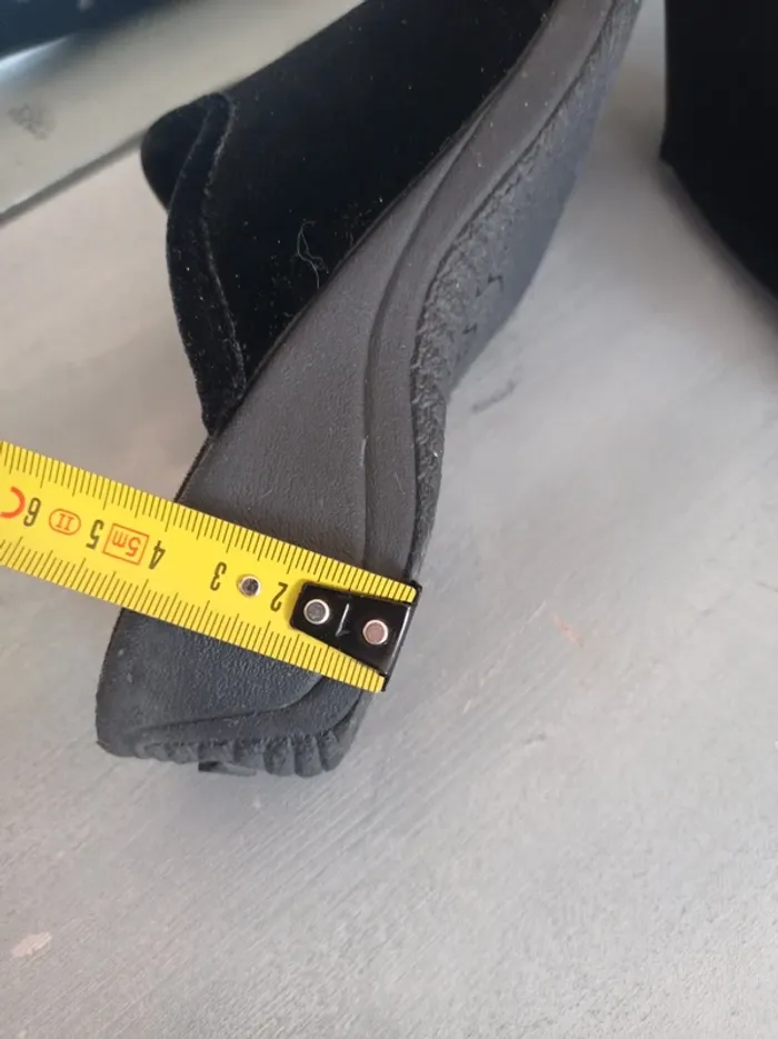 Chaussons noirs, "Soir et Matin" 38 - photo numéro 10