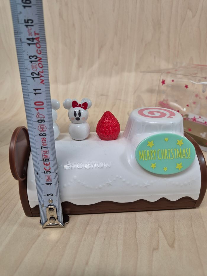 Boite plastique Tokyo Disney Resort : Bûche de Noël - photo numéro 10