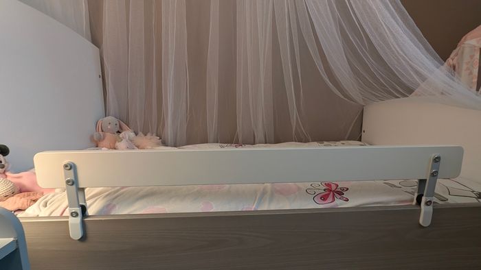 Barrière de lit Ikea