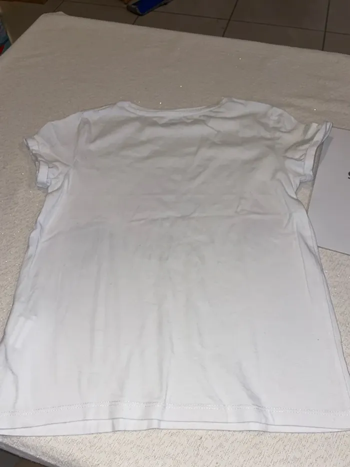 Tee shirt Kiabi licorne 10 ans - photo numéro 7