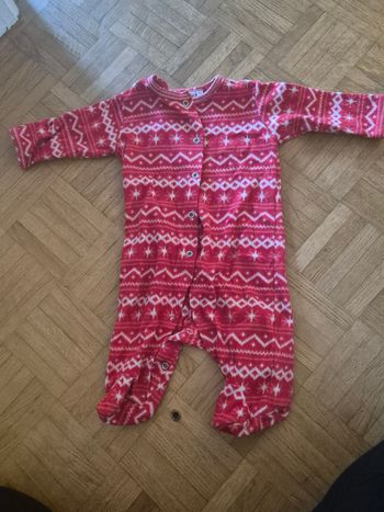 Pyjama de Noël pour bébé de 3 à 9 mois