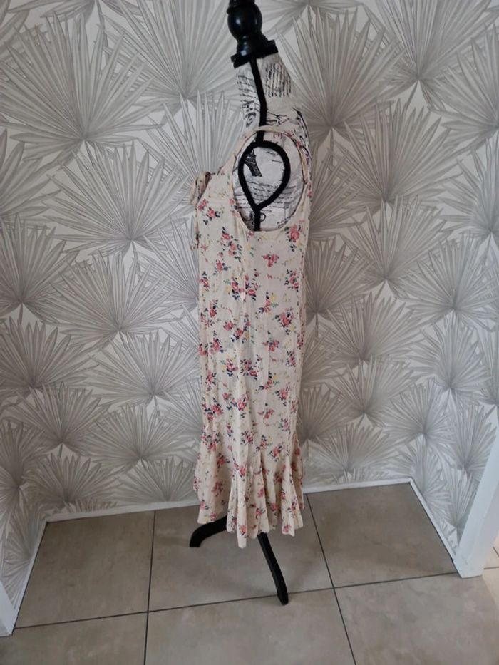 Jolie robe longue taille 36 - photo numéro 3