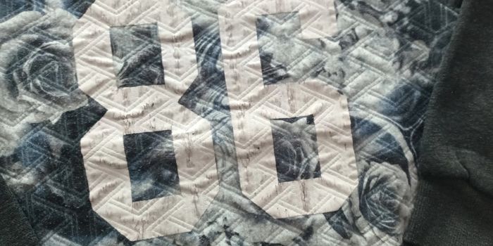 Lot de pulls - photo numéro 4