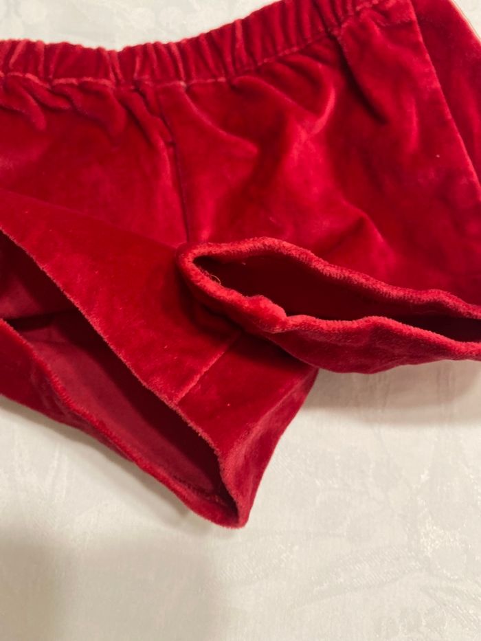 Short bébé fille rouge en velours  3 mois - photo numéro 5
